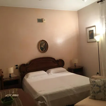 شقة Elegante Quartiere Centro برينديسي